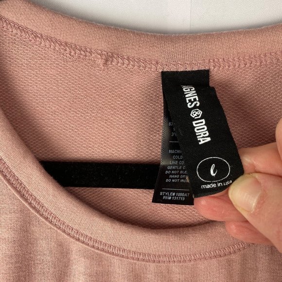 Agnes & Dora Blush Top size large front pocket Long sleeve - Picture 5 of 5